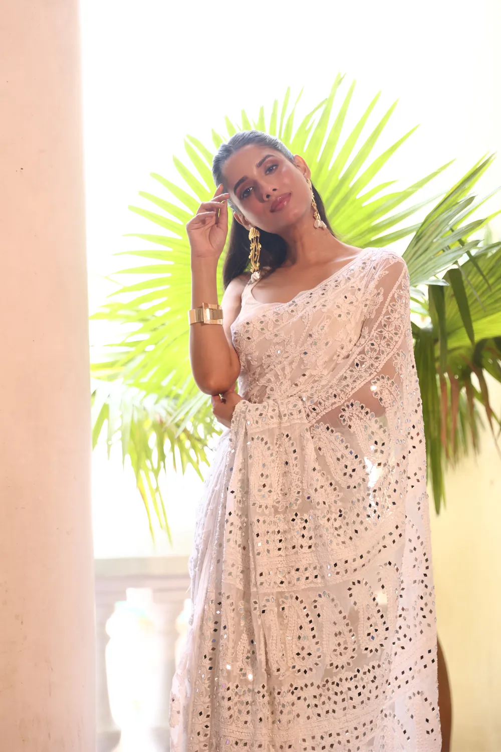 White Pure Georgette Chikankari Saree With Mirror Work