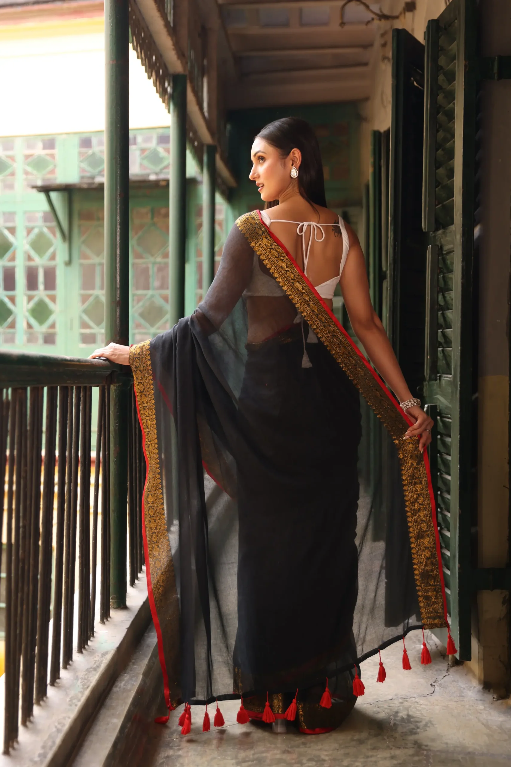 Midnight Noir Mul Saree